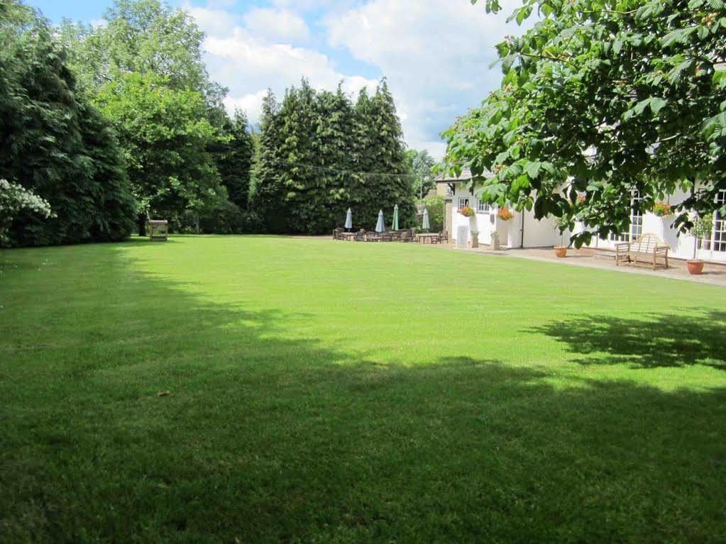 The Three Cocks Coaching Inn Glasbury Екстер'єр фото
